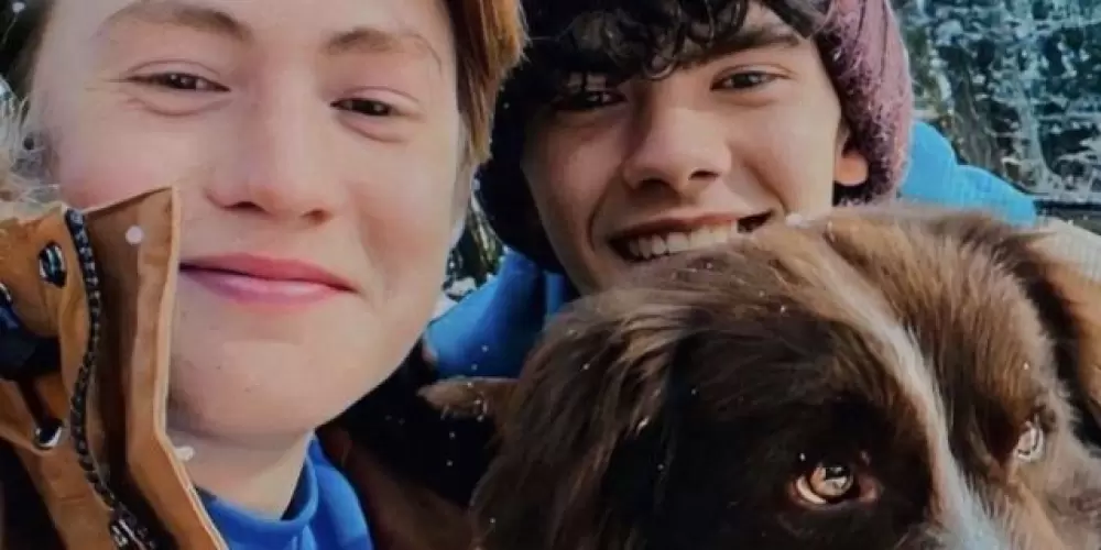 Imagem do grupo de WhatsApp 𝐍𝐚𝐦𝐨𝐫𝐨/𝐀𝐦𝐢𝐳𝐚𝐝𝐞🤍🏳️‍🌈