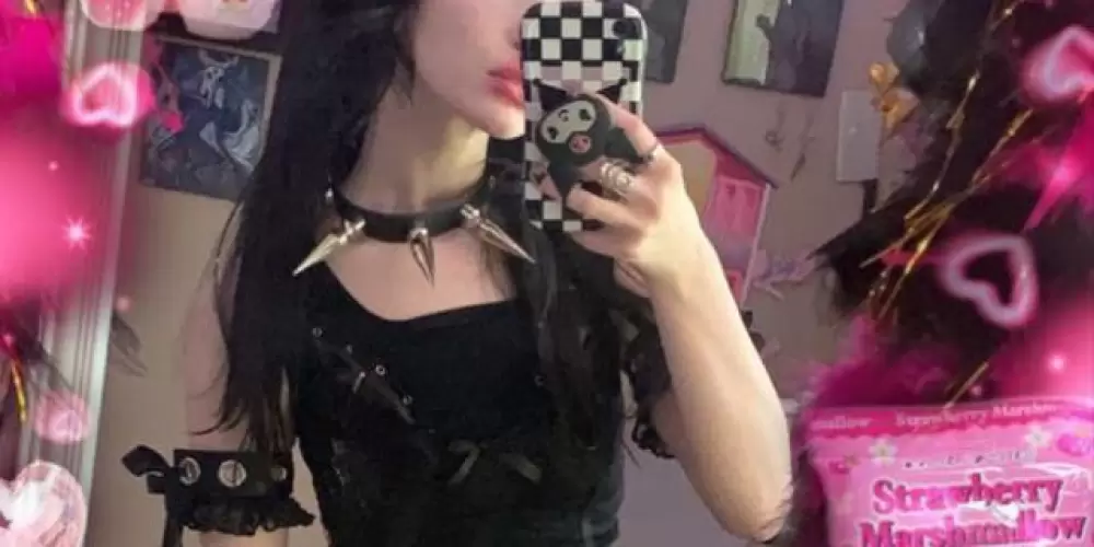 Imagem do grupo de WhatsApp 💋✞ ꜰᴇᴀʀʟᴇꜱꜱ ᴀɴᴅ ꜰʟᴏᴡʟᴇꜱꜱ💋✞