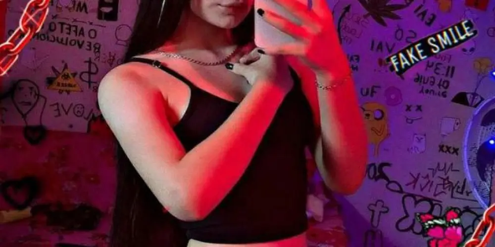 Imagem do grupo de WhatsApp 𝐂𝐇𝐀𝐓 𝐃𝐎 | 𝐃𝐀𝐑𝐊🌹     卍