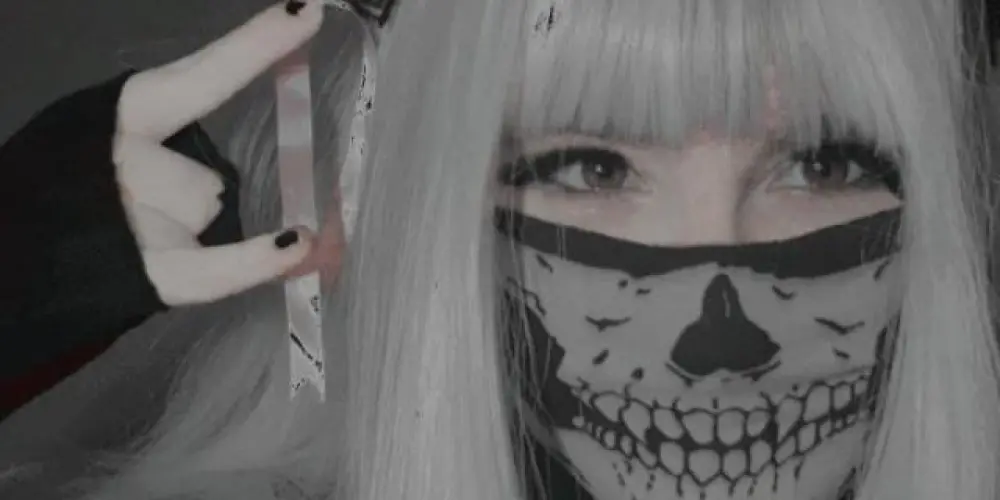 Imagem do grupo de WhatsApp ☠️🖤𝕺𝖘 𝖊𝖝𝖙𝖗𝖔𝖛𝖊𝖗𝖙𝖎𝖉𝖔𝖘☠️🖤