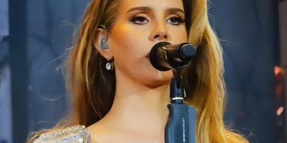 Imagem do grupo de WhatsApp 🏳️‍🌈| 𝐁𝐈 𝐔𝐍𝐈𝐕𝐄𝐑𝐒𝐄 ᴸᴳᴮᵀ