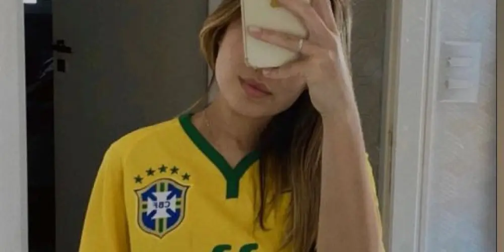 Imagem do grupo de WhatsApp 𝐌𝐔𝐍𝐃𝐎 𝐃𝐀𝐒 𝐀𝐌𝐈𝐙𝐀𝐃𝐄𝐒