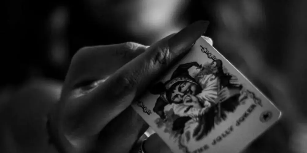 Imagem do grupo de WhatsApp ɪᴍᴏʀᴛᴀʟ ⁶₆⁶