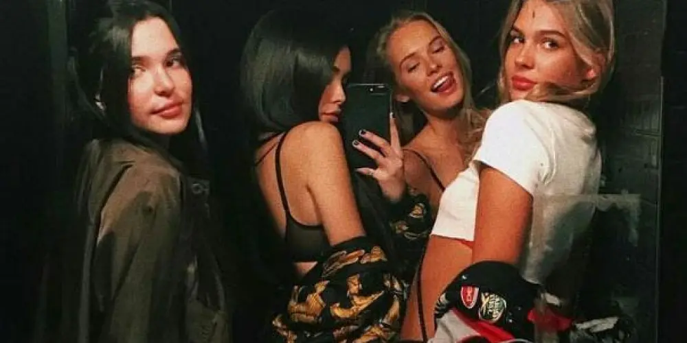 Imagem do grupo de WhatsApp 𝓐𝓶𝓲𝔃𝓪𝓭𝓮 𝓸𝓾 𝓷𝓪𝓶𝓸𝓻𝓸 ❤️