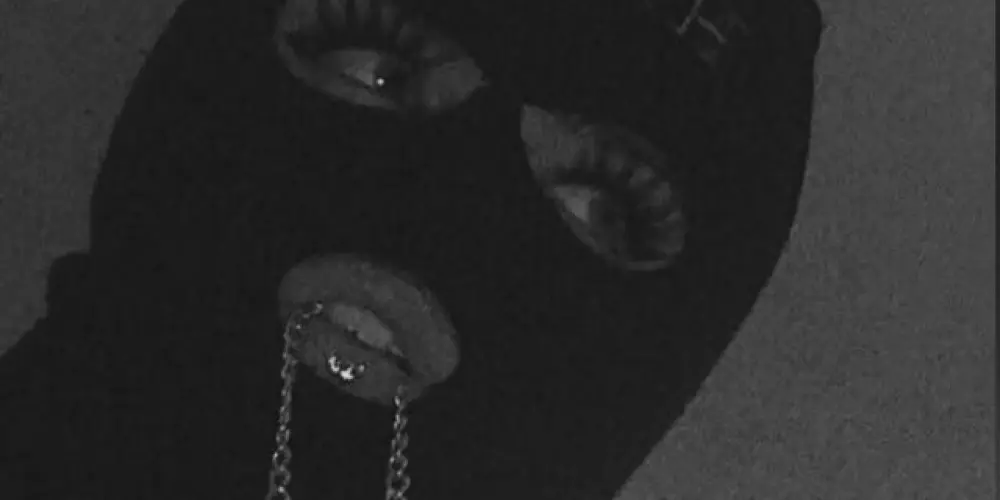 Imagem do grupo de WhatsApp √ 𝐍𝐀𝐌𝐎𝐑𝐎 𝐎𝐔 𝐀𝐌𝐈𝐙𝐀𝐃𝐄 √