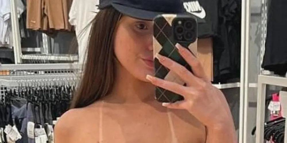 Imagem do grupo de WhatsApp 🇫🇷 | 𝐂𝐇𝐀𝐓 𝐁𝐎𝐑𝐃𝐄𝐀𝐔𝐗 💬