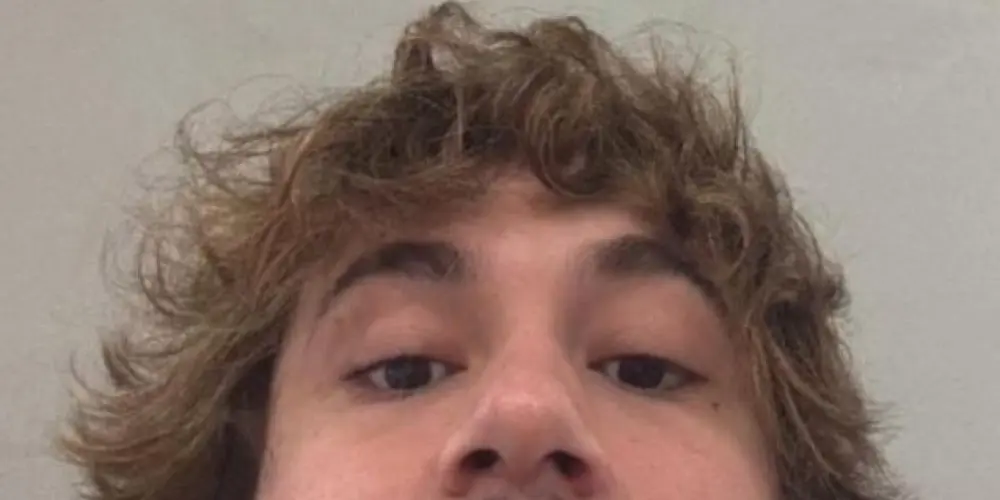 Imagem do grupo de WhatsApp 𝐏𝐨𝐛𝐫𝐢𝐧𝐡𝐨𝐬 𝐝𝐨 𝐛𝐫𝐢𝐧𝐨 🤍