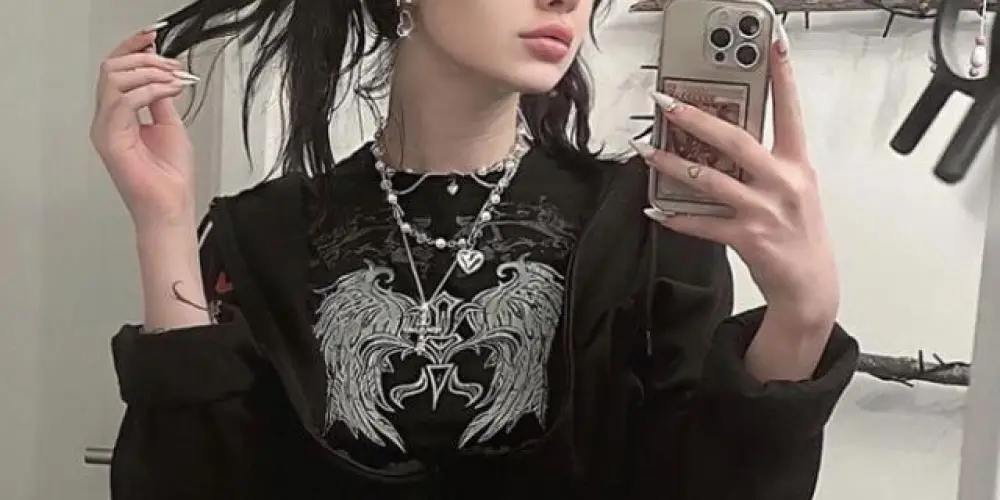 Imagem do grupo de WhatsApp 😈𝖒𝖆𝖑𝖚𝖖𝖚𝖎𝖈𝖊𝖘 𝖘𝖊𝖒 𝖑𝖎𝖒𝖎𝖙𝖊𝖘💀