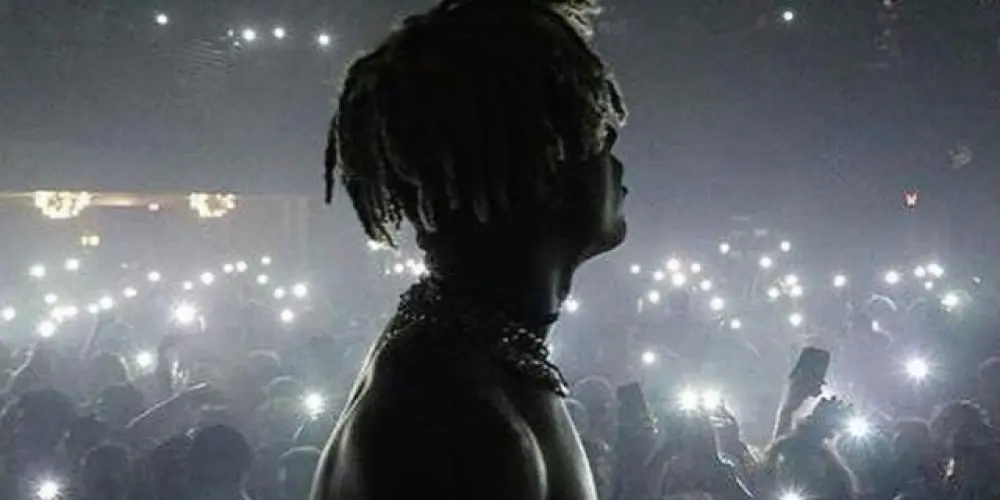 Imagem do grupo de WhatsApp 𝑫𝒂𝒓𝒌 𝒔𝒌𝒚 𖣂 | 🇦🇱