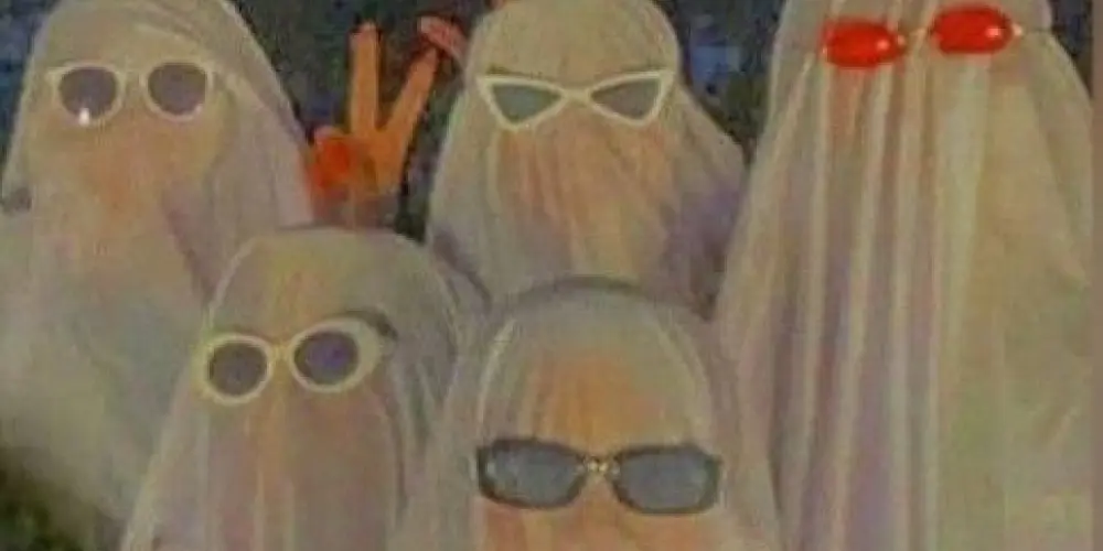 Imagem do grupo de WhatsApp 𝐀𝐦𝐢𝐳𝐚𝐝𝐞 ᴇ́  𝐖𝐞𝐛 𝐧𝐚𝐦𝐨𝐫𝐨