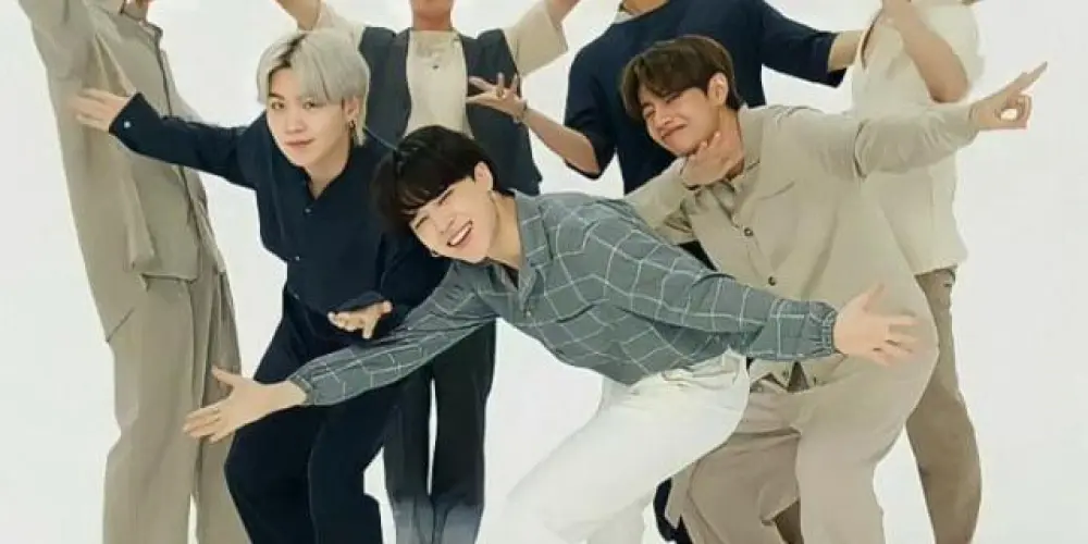 Imagem do grupo de WhatsApp ‧☆*•°◇♡𝘽𝙏𝙎💜𝘼𝙍𝙈𝙔 ♡✧*•°☆