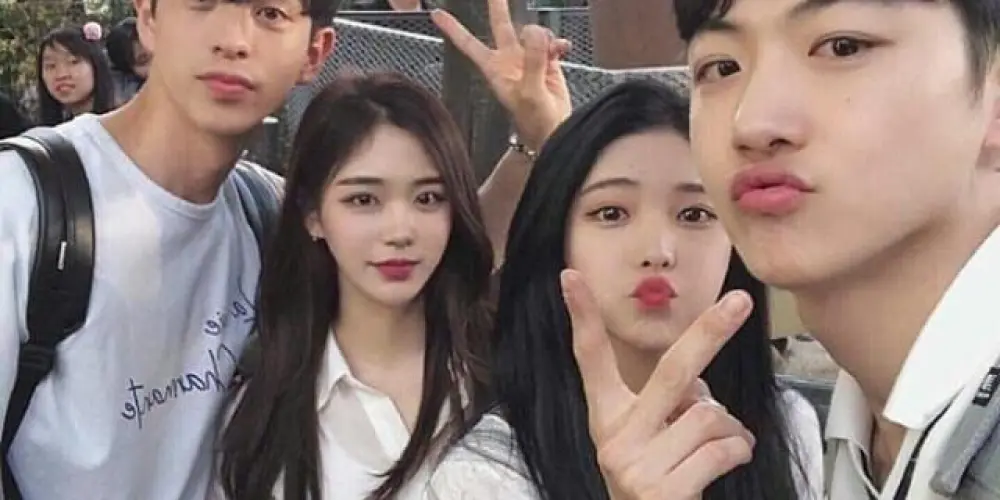 Imagem do grupo de WhatsApp ʷᵉᵇ𝐀𝔪𝐢𝒛𝐚𝚍𝒆𝑠 𝔽𝐎ℝ𝐄𝕍𝐄ℝ
