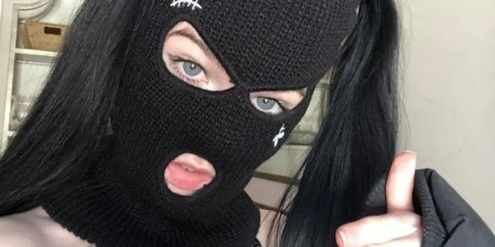 Imagem do grupo de WhatsApp ❤️𝐖𝐄𝐁 𝐋𝐎𝐕𝐄𝐑❤️