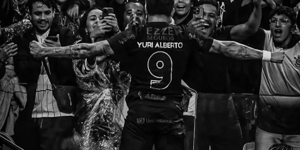 Imagem do grupo de WhatsApp 𝐂𝐎𝐑𝐈𝐍𝐓𝐇𝐈𝐀𝐍𝐈𝐒𝐌𝐎 🦅