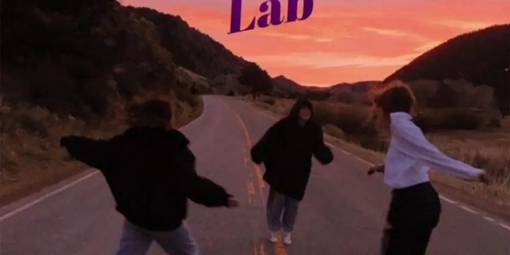 Imagem do grupo de WhatsApp 𝑭𝑹𝑰𝑬𝑵𝑫𝑺 𝑳𝑨𝑩 💠