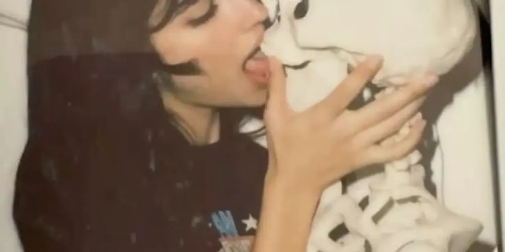 Imagem do grupo de WhatsApp - 𝚊𝚗𝚝𝚒-𝚘𝚝𝚊𝚛𝚒𝚘 - 🗿🍷