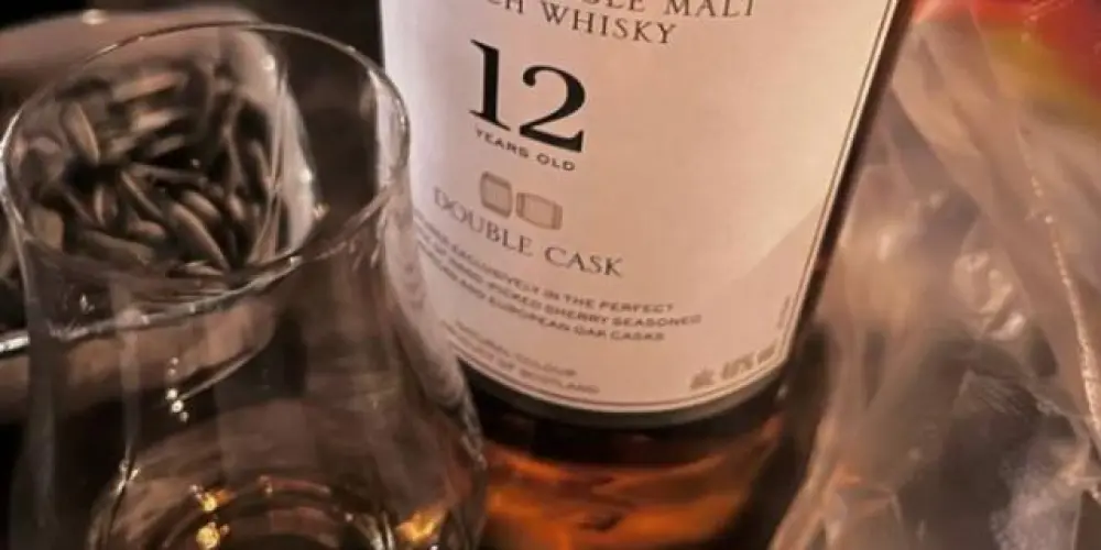 Imagem do grupo de WhatsApp ⚓𝐌𝐀𝐐𝐀𝐋𝐋𝐀𝐍🐒🔛🥃