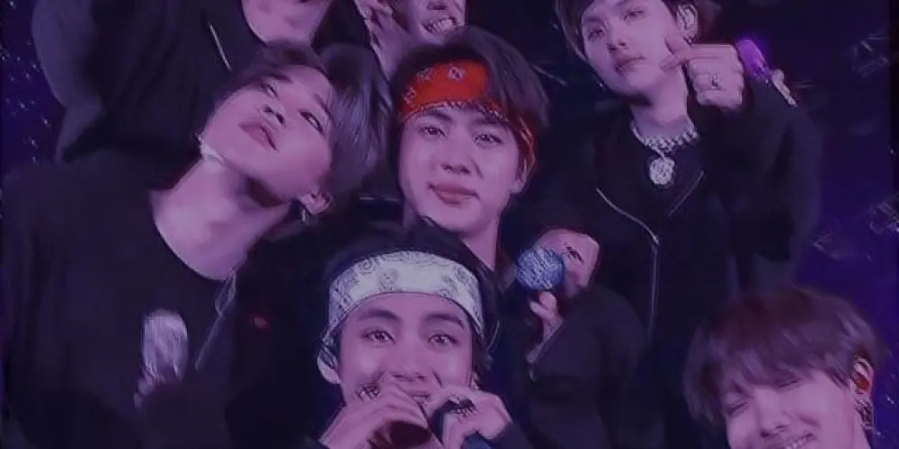 Imagem do grupo de WhatsApp 🪐~𝐌𝐔𝐋𝐓𝐈𝐕𝐄𝐑𝐒𝐎~🪐