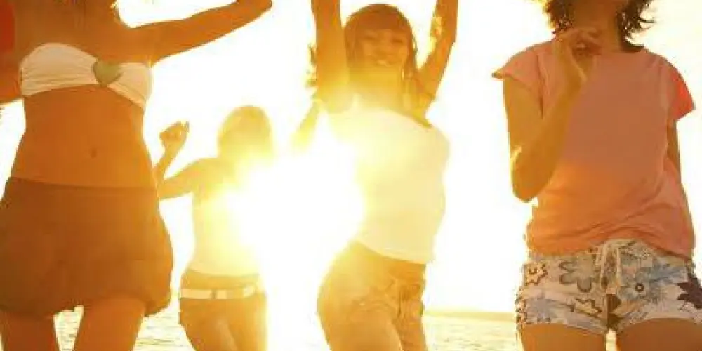 Imagem do grupo de WhatsApp 😎𝐂𝐀𝐍𝐓𝐈𝐍𝐇𝐎 𝐃𝐀 𝐀𝐌𝐈𝐙𝐀𝐃𝐄😎