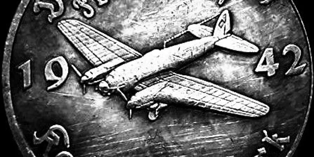 Imagem do grupo de WhatsApp 𝑅𝐼𝑆𝐼𝑁𝐺 𝑀𝑂𝑁𝐴𝑅𝐶𝐻𝑌