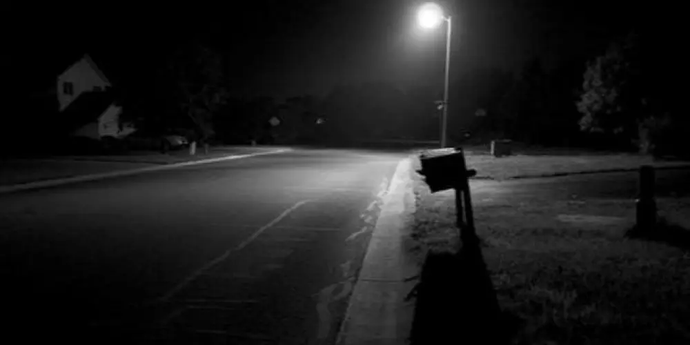 Imagem do grupo de WhatsApp 【𝙊𝙪𝙩 🏮 𝙎𝙞𝙙𝙚】