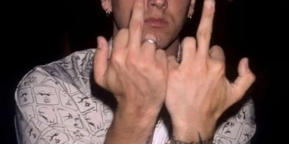 Imagem do grupo de WhatsApp 𝗿𝗮𝗻𝗱𝗼𝗺 𝘁𝗼𝗽𝗶𝗰 🎭