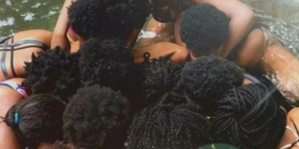 Imagem do grupo de WhatsApp 𝗕𝗹𝗮𝗰𝗸𝗽𝗲𝗼𝗽𝗹𝗲𝗯𝗿𝗮𝘇𝗶𝗹 🇧🇷