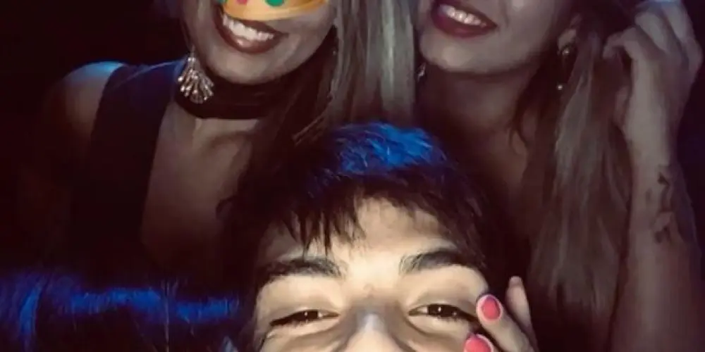 Imagem do grupo de WhatsApp 𝗁𝖺𝗋𝗂𝖽𝖺𝖽𝖾 🎭