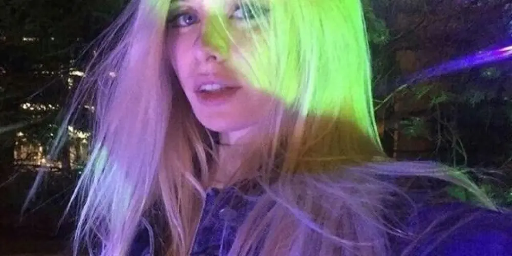 Imagem do grupo de WhatsApp Ꭱ Ꭼ Ꭺ Ꮮ Ꮖ Ͳ Ꮍ • 🍭