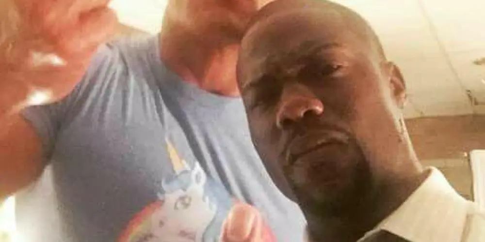 Imagem do grupo de WhatsApp 𝐁𝐚𝐭𝐜𝐚𝐯𝐞𝐫𝐧𝐚 𝐃𝐮𝐬 💯𝐥𝐨𝐯𝐞'𝐬 #𝗩𝗲𝗺𝟯𝗚𝘂𝗲𝗿𝗿𝗮𝗠𝘂𝗻𝗱𝗶𝗮𝗹