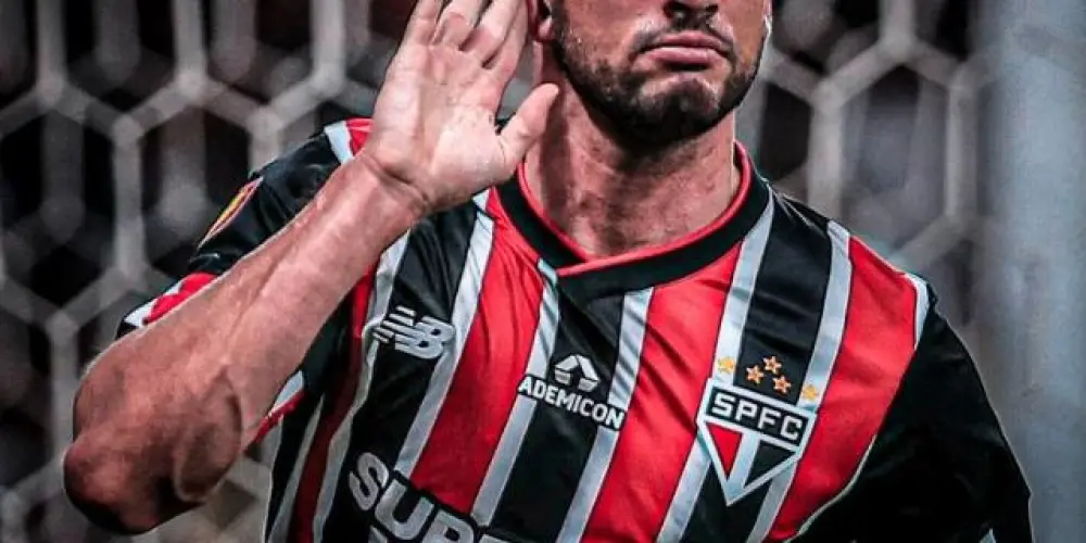 Imagem do grupo de WhatsApp 𝑴𝑬𝑹𝑪𝑨𝑫𝑶 𝑫𝑨 𝑩𝑨𝑳𝑨 𝑪𝑨𝑳𝑳𝑬𝑹𝑰