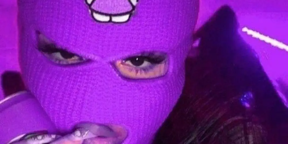 Imagem do grupo de WhatsApp 𝑩𝑶𝑹𝑨 𝒛𝒐𝒂𝒓