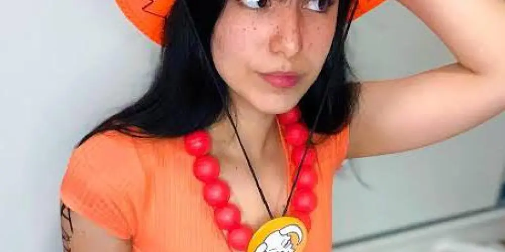 Imagem do grupo de WhatsApp ＨｏｔｅｌﾠｄｏﾠＤａｒｋ〆☂