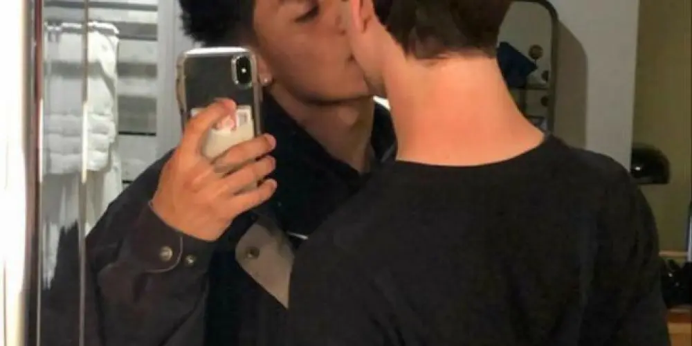 Imagem do grupo de WhatsApp 𝐀𝐧𝐞𝐥 💍 𝐋𝐆𝐁𝐓+