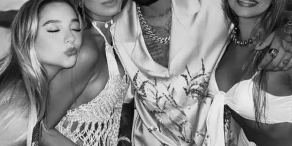 Imagem do grupo de WhatsApp 𝐑𝐞𝐬𝐞𝐧𝐡𝐮𝐝𝐨𝐬 𝟒.𝟎💯