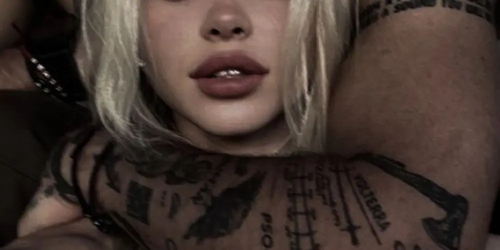 Imagem do grupo de WhatsApp 💕𝐃𝐨 𝐟𝐥𝐞𝐫𝐭𝐞 𝐚𝐨 𝐅𝐨𝐫𝐚🤷🏾‍♀️