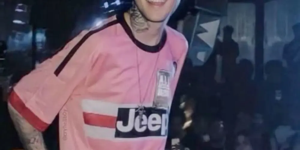 Imagem do grupo de WhatsApp 𝕰𝖒𝖔𝕻𝖊𝖊𝖕𝖊𝖗𝖘