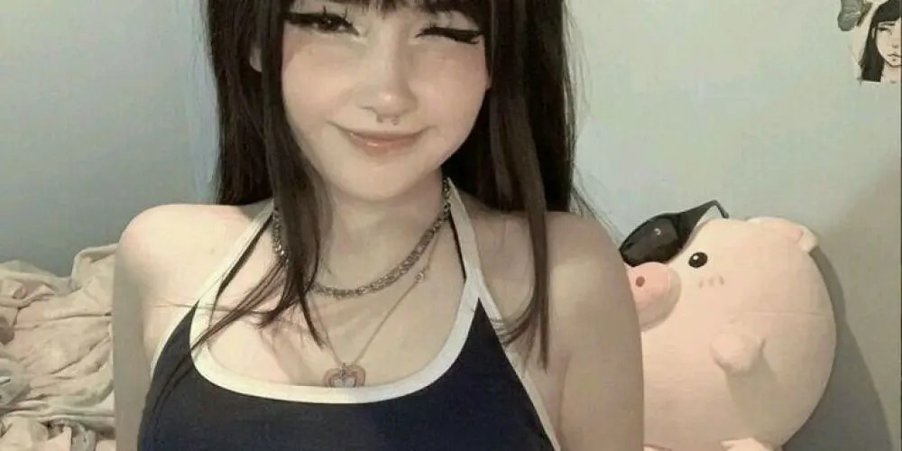 Imagem do grupo de WhatsApp ✧༺☠ 𝕯𝖊𝖘𝖙𝖎𝖓𝖔 𝕺𝖈𝖚𝖑𝖙𝖔 ☠༻✧