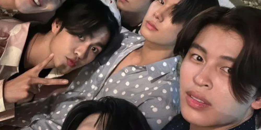 Imagem do grupo de WhatsApp 𝙾𝚞𝚝𝚒𝚗𝚐 𝙳𝚘𝚜 𝙱𝚕'𝚜 𝙷𝚘𝚞𝚜𝚎🫦