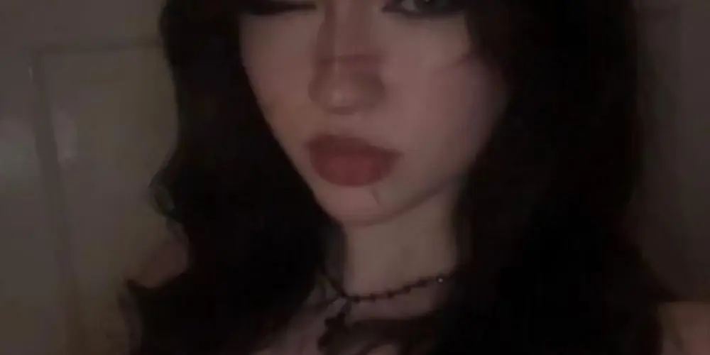 Imagem do grupo de WhatsApp 𝐑𝐞𝐬𝐞𝐧𝐡𝐚 𝐝𝐚𝐬 𝐠𝐨𝐭𝐢𝐜𝐚𝐬 🙍🏻‍♀️