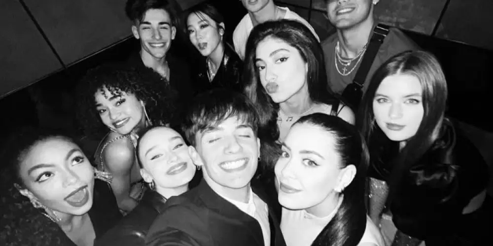 Imagem do grupo de WhatsApp ﷽☯⛧𝐓𝐇𝐄 𝐇𝐈𝐆𝐇 𝐏𝐑𝐈𝐄𝐒𝐓𝐄𝐒𝐒⛧ ☪༄﷽