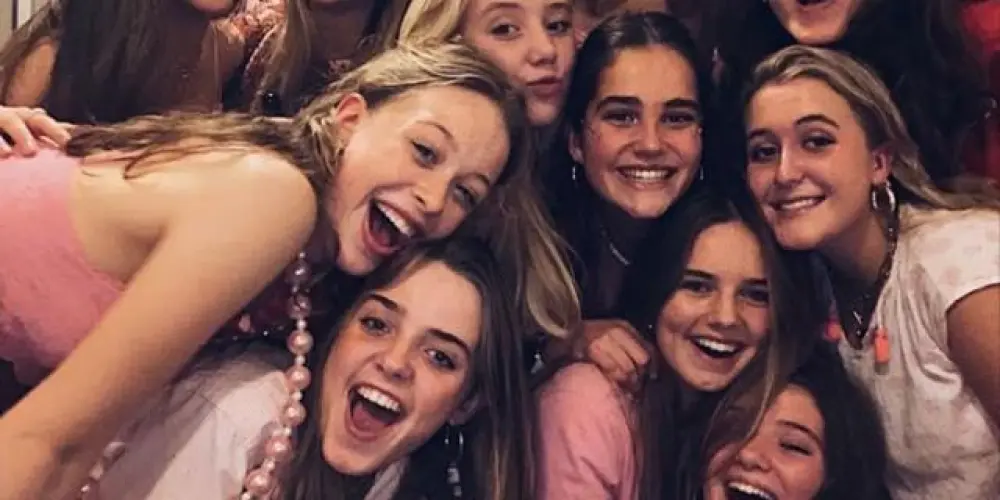 Imagem do grupo de WhatsApp 💋𝓣𝓱𝓮 𝓐𝓷𝓰𝓮𝓵𝓼🍷