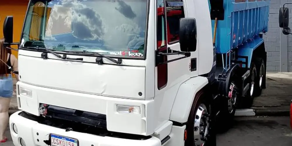 Imagem do grupo de WhatsApp 𝐆𝐑𝐔𝐏𝐎 𝐅𝐋𝐎𝐆𝐒 𝐃𝐀 𝐒𝐏-𝟐𝟖𝟎