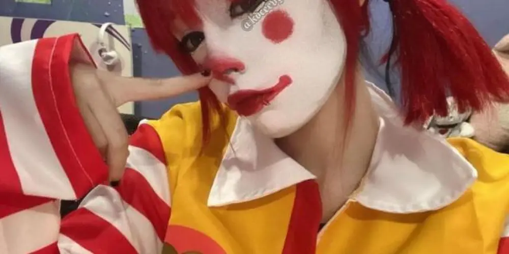 Imagem do grupo de WhatsApp 𝑇𝐻𝐸 𝑆𝐶𝑅𝐼𝑆𝑆𝑂𝑅 𝐶𝐻𝐴𝑇