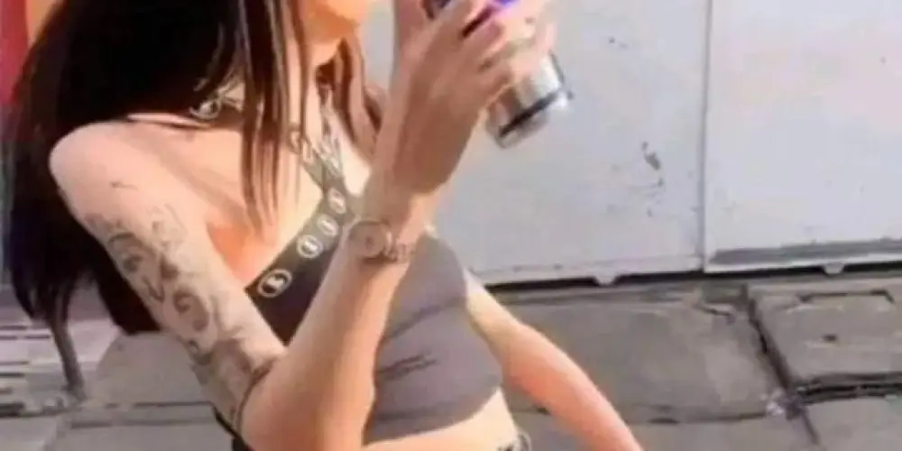 Imagem do grupo de WhatsApp ☆°•._ＢＥ𝐃Ｃ𝐑𝐄𝐖💋.•°☆