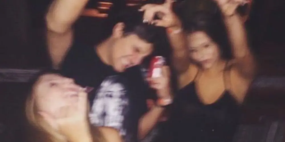 Imagem do grupo de WhatsApp ᴀᴍɪᴢᴀᴅᴇꜱ ᴏɴ ᴛʜᴇ ɪɴᴛᴇʀɴᴇᴛ