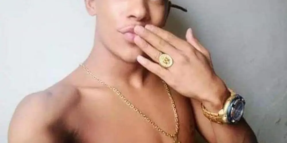 Imagem do grupo de WhatsApp ✨𝙌 𝙡𝙪𝙜𝙖𝙧 𝙚𝙣𝙜𝙧𝙖𝙘̧𝙖𝙙𝙤 𝙚́ 𝙚𝙨𝙨𝙚 👾✨