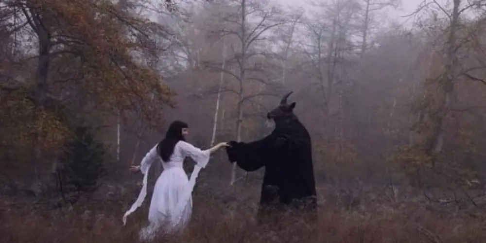 Imagem do grupo de WhatsApp 𝑪𝒉𝒂𝒕 𝒅𝒂 𝑴𝒊𝒍𝒚🧛🏻‍♀️🔪