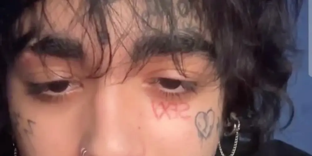 Imagem do grupo de WhatsApp ༒︎☠︎︎𖤍𝐶𝑎𝑝𝑖𝑡𝑎𝑙 𝑠𝑒𝑥𝑦 𝑏𝑜𝑦𝑠𖤍☠︎︎༒︎