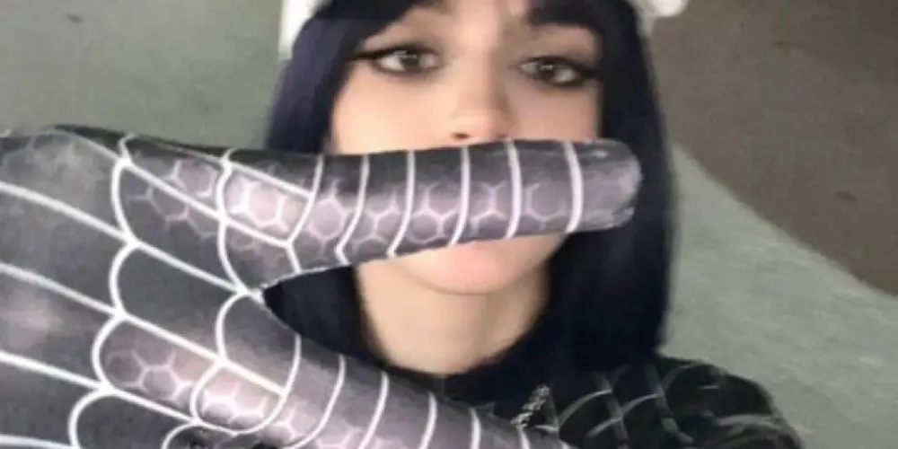 Imagem do grupo de WhatsApp ꧁͖✨͖𝑹͖𝑬͖𝑽͖𝑶͖𝑨͖𝑫͖𝑨͖✨͖꧂͖